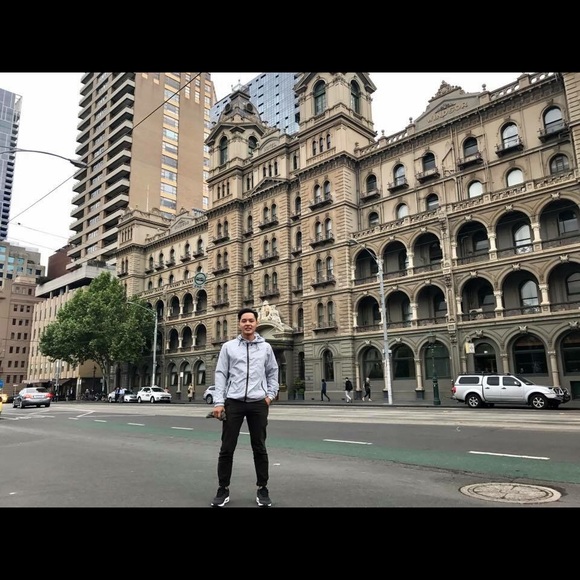 Meet your Posher, Thinh - Picture 1 of 1